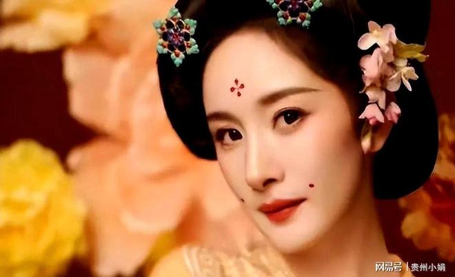 的“保姆”杨幂如今狠狠打了他的脸新葡京风水轮流转！曾被刘恺威嫌弃(图5)